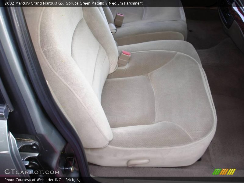 Spruce Green Metallic / Medium Parchment 2002 Mercury Grand Marquis GS