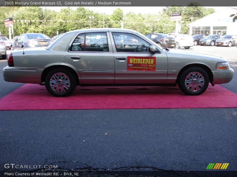 Gold Ash Metallic / Medium Parchment 2005 Mercury Grand Marquis GS