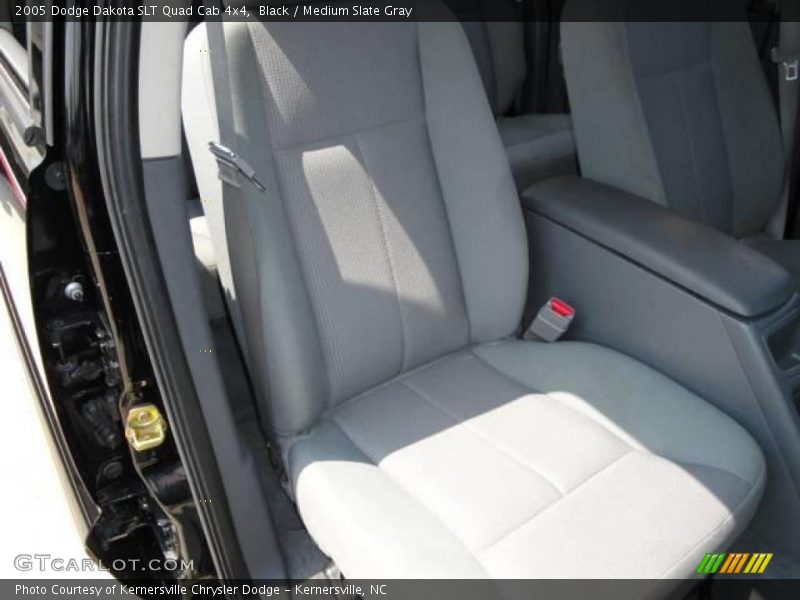Black / Medium Slate Gray 2005 Dodge Dakota SLT Quad Cab 4x4