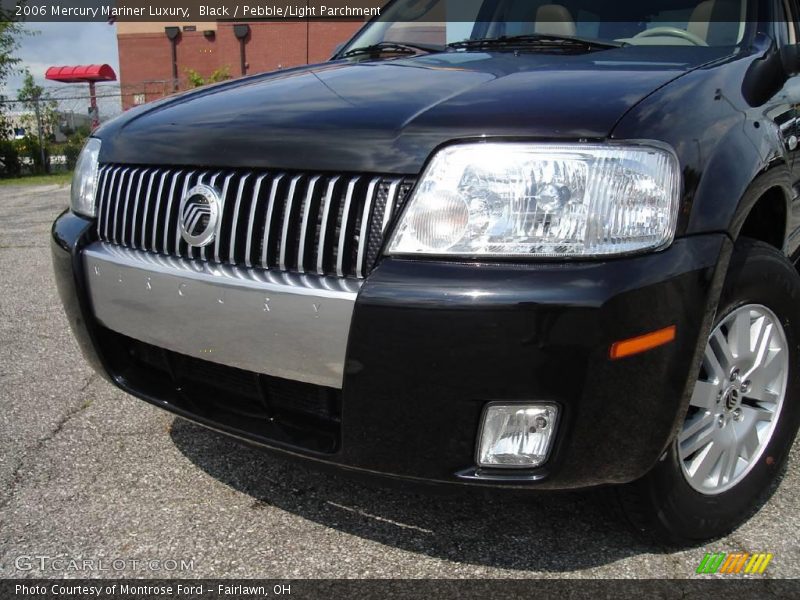 Black / Pebble/Light Parchment 2006 Mercury Mariner Luxury