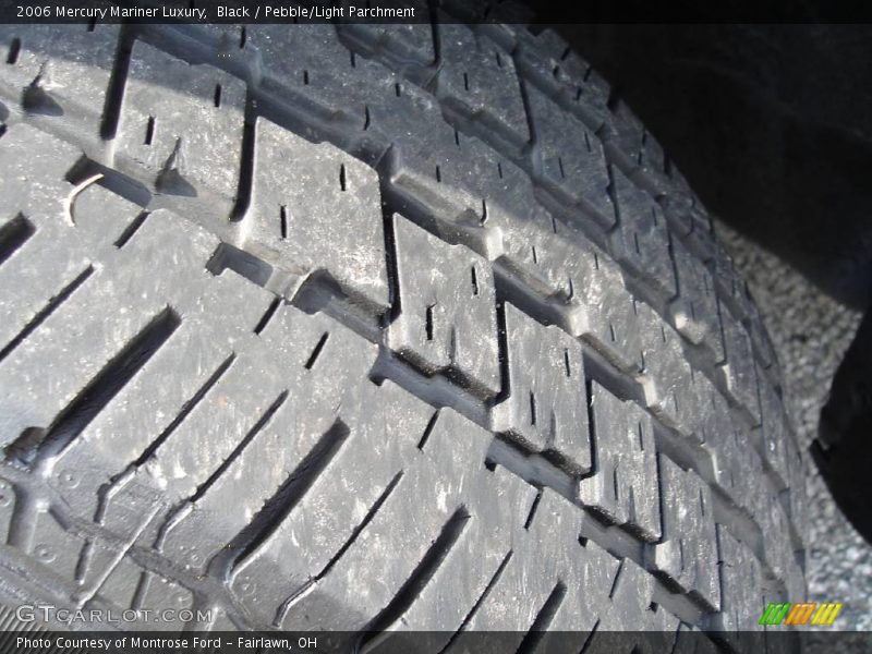 Black / Pebble/Light Parchment 2006 Mercury Mariner Luxury