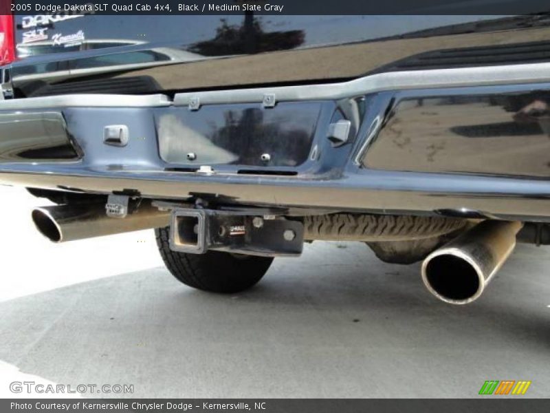 Black / Medium Slate Gray 2005 Dodge Dakota SLT Quad Cab 4x4