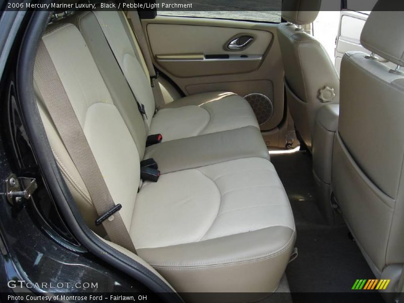 Black / Pebble/Light Parchment 2006 Mercury Mariner Luxury