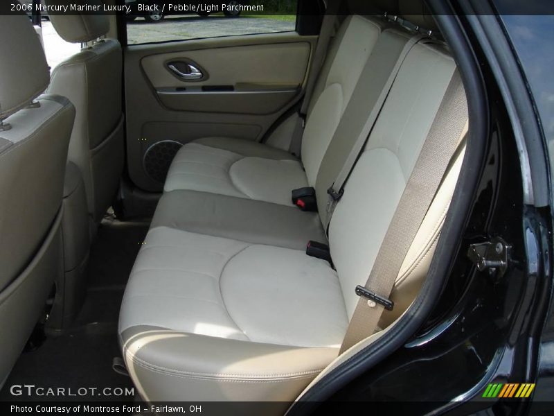 Black / Pebble/Light Parchment 2006 Mercury Mariner Luxury