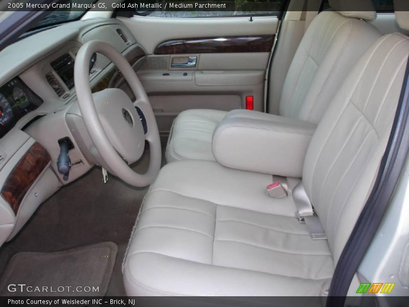 Gold Ash Metallic / Medium Parchment 2005 Mercury Grand Marquis GS