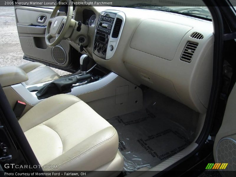 Black / Pebble/Light Parchment 2006 Mercury Mariner Luxury