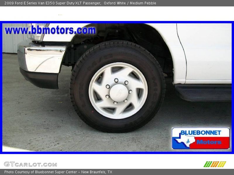 Oxford White / Medium Pebble 2009 Ford E Series Van E350 Super Duty XLT Passenger