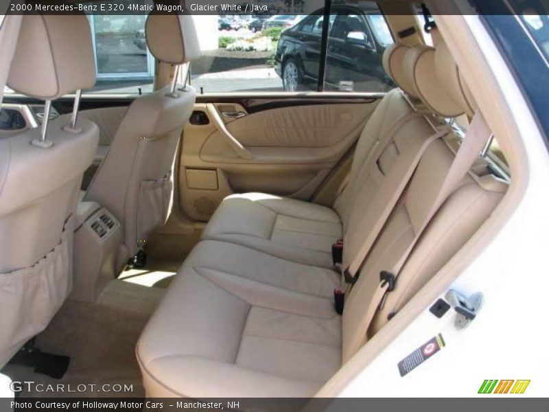 Glacier White / Java 2000 Mercedes-Benz E 320 4Matic Wagon