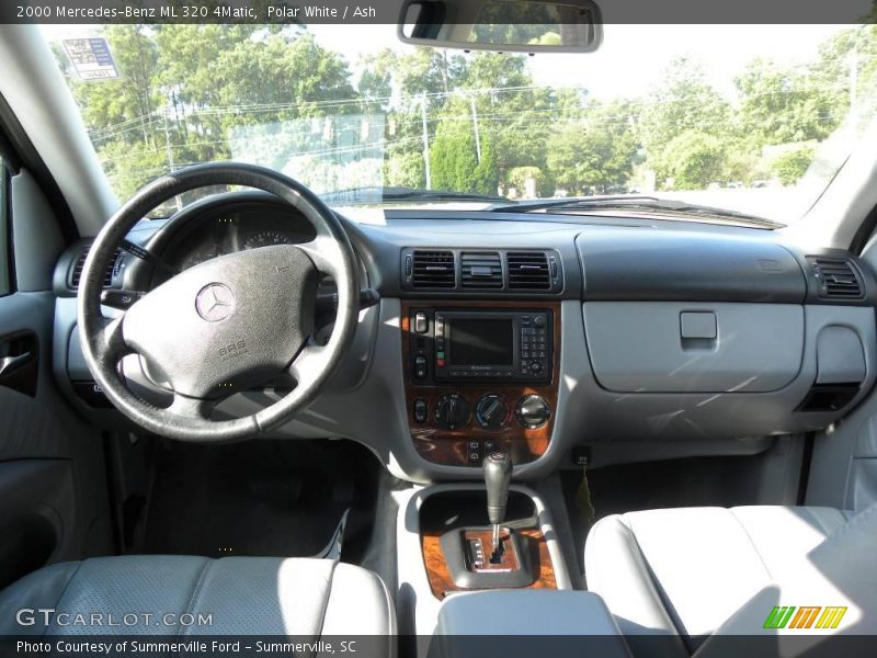 Polar White / Ash 2000 Mercedes-Benz ML 320 4Matic