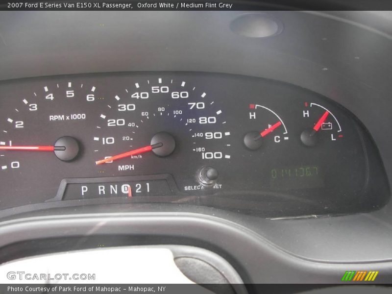Oxford White / Medium Flint Grey 2007 Ford E Series Van E150 XL Passenger