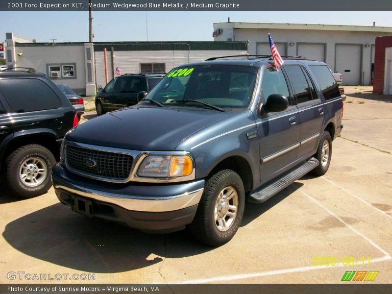 Medium Wedgewood Blue Metallic / Medium Graphite 2001 Ford Expedition XLT