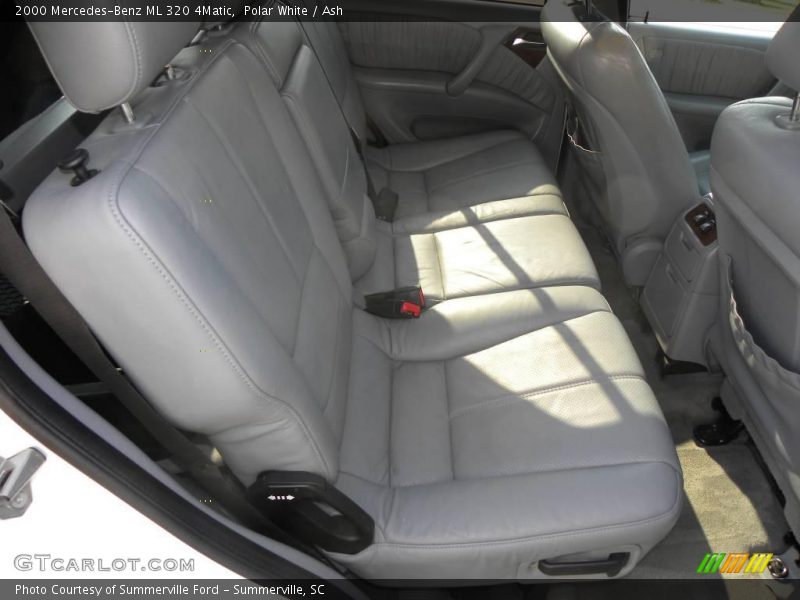 Polar White / Ash 2000 Mercedes-Benz ML 320 4Matic