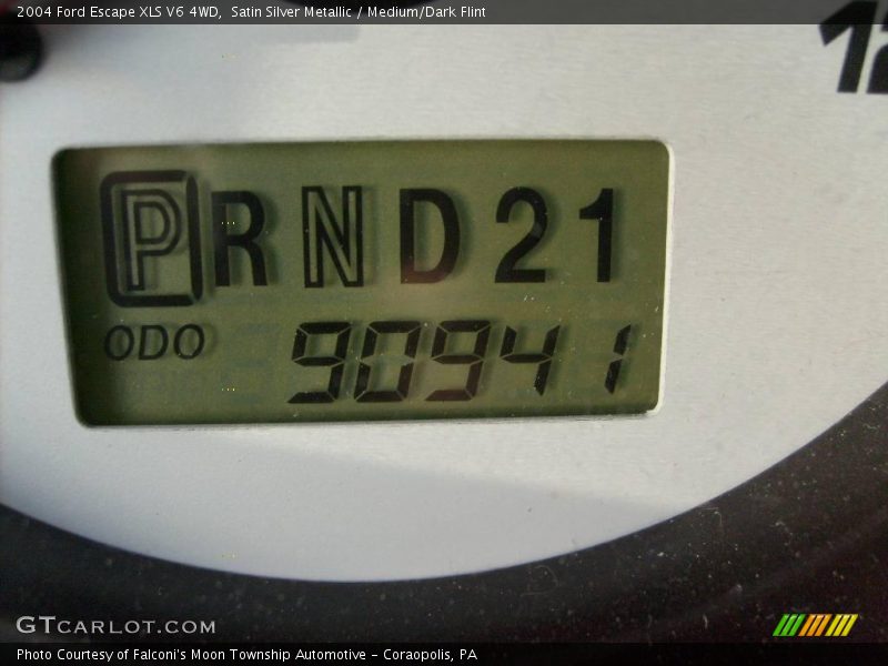 Satin Silver Metallic / Medium/Dark Flint 2004 Ford Escape XLS V6 4WD