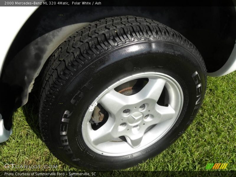 Polar White / Ash 2000 Mercedes-Benz ML 320 4Matic