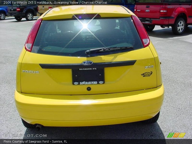 Screaming Yellow / Charcoal/Charcoal 2006 Ford Focus ZX5 S Hatchback