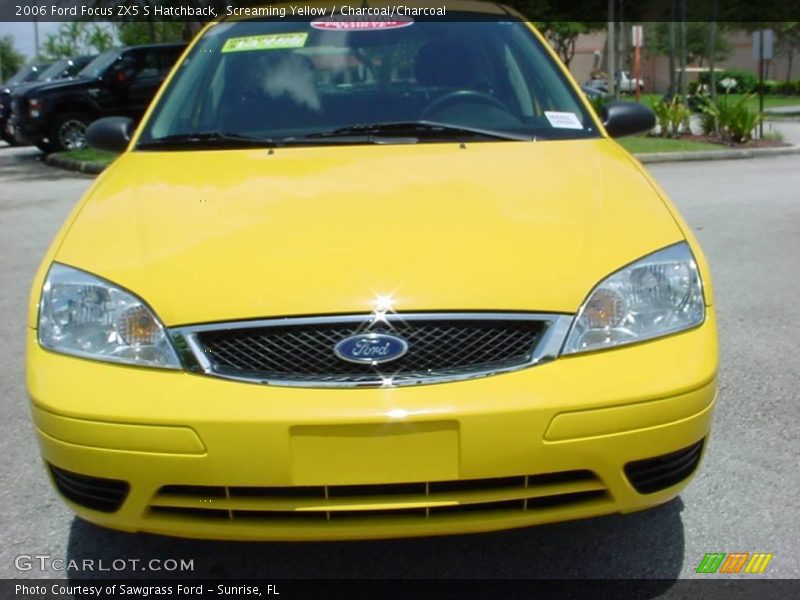 Screaming Yellow / Charcoal/Charcoal 2006 Ford Focus ZX5 S Hatchback