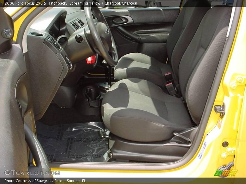 Screaming Yellow / Charcoal/Charcoal 2006 Ford Focus ZX5 S Hatchback