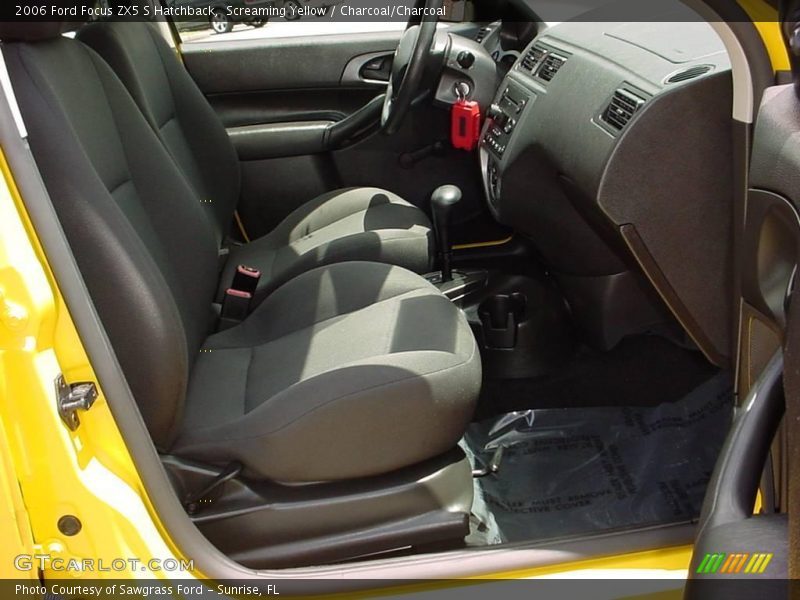 Screaming Yellow / Charcoal/Charcoal 2006 Ford Focus ZX5 S Hatchback
