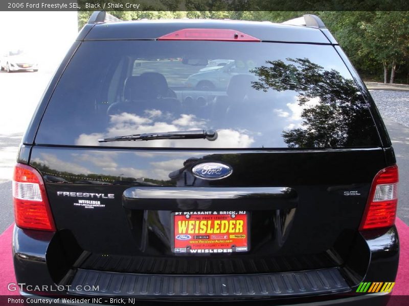 Black / Shale Grey 2006 Ford Freestyle SEL