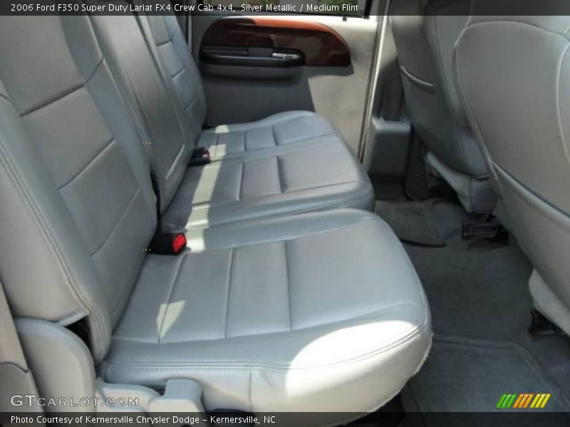 Silver Metallic / Medium Flint 2006 Ford F350 Super Duty Lariat FX4 Crew Cab 4x4