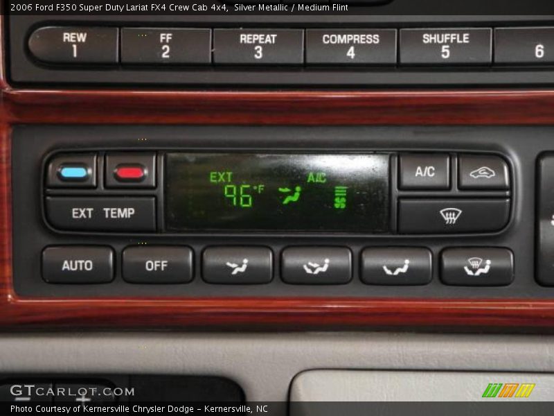Silver Metallic / Medium Flint 2006 Ford F350 Super Duty Lariat FX4 Crew Cab 4x4