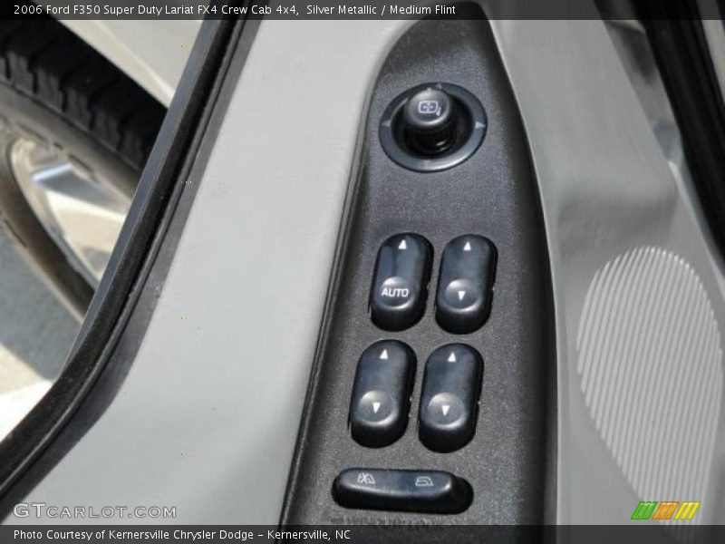 Silver Metallic / Medium Flint 2006 Ford F350 Super Duty Lariat FX4 Crew Cab 4x4