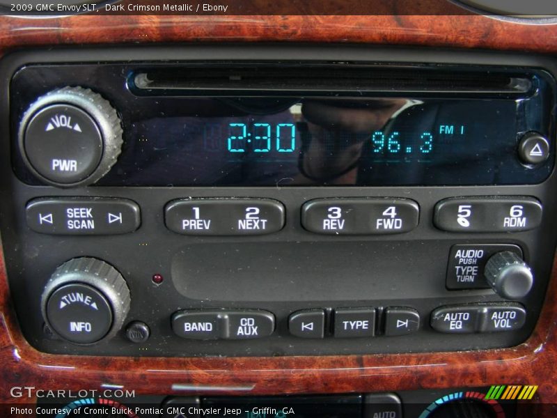Dark Crimson Metallic / Ebony 2009 GMC Envoy SLT