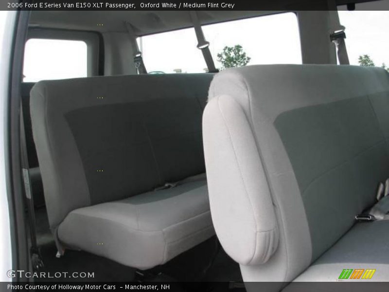 Oxford White / Medium Flint Grey 2006 Ford E Series Van E150 XLT Passenger