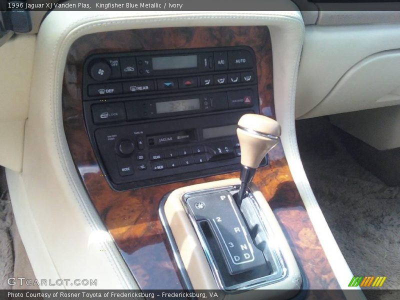 Kingfisher Blue Metallic / Ivory 1996 Jaguar XJ Vanden Plas