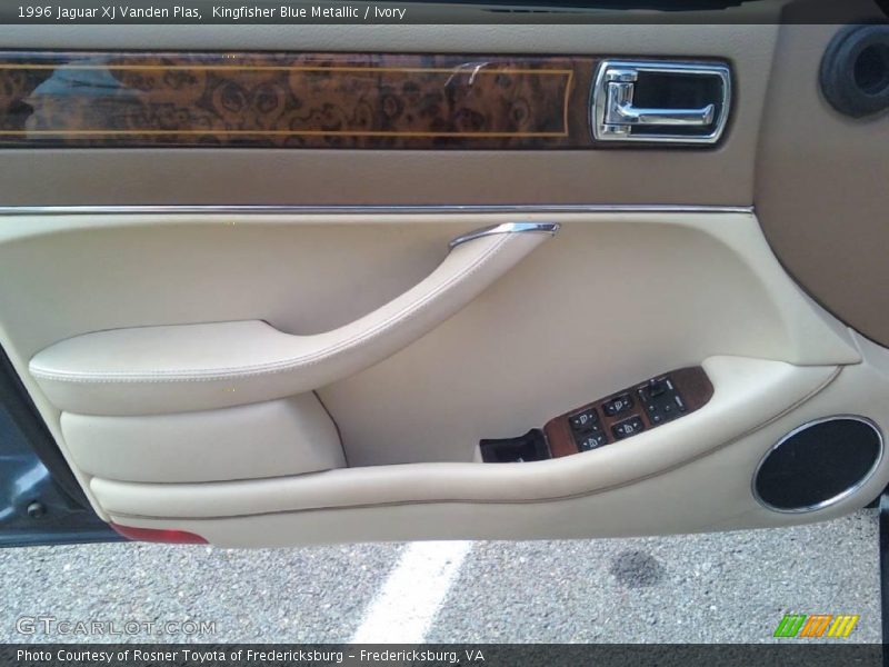 Kingfisher Blue Metallic / Ivory 1996 Jaguar XJ Vanden Plas