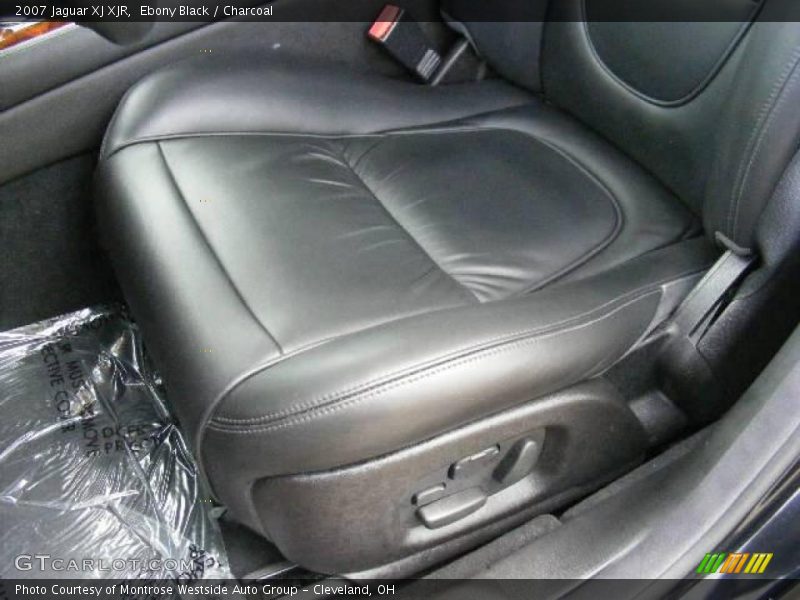 Ebony Black / Charcoal 2007 Jaguar XJ XJR