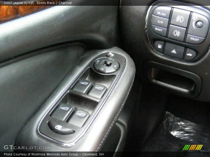 Ebony Black / Charcoal 2007 Jaguar XJ XJR