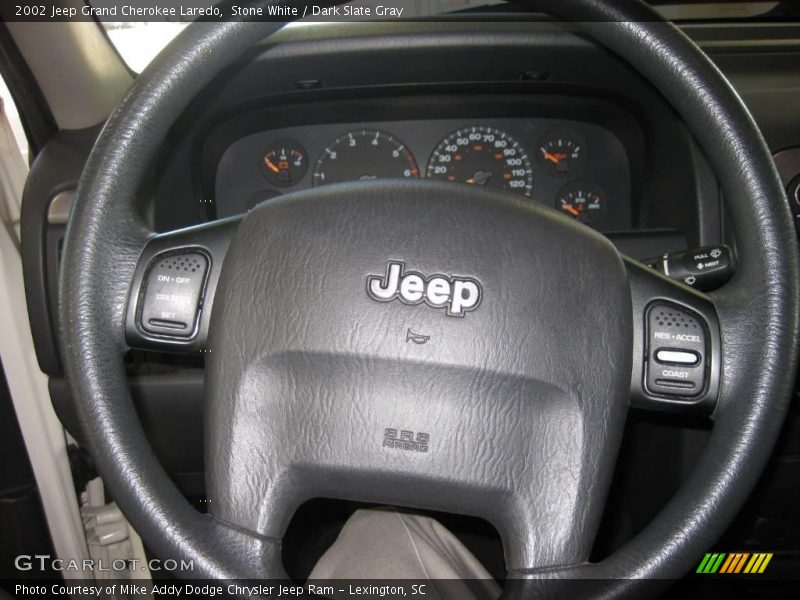 Stone White / Dark Slate Gray 2002 Jeep Grand Cherokee Laredo