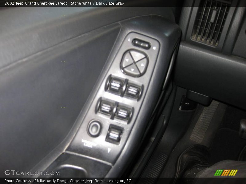 Stone White / Dark Slate Gray 2002 Jeep Grand Cherokee Laredo