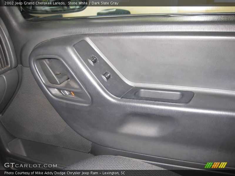 Stone White / Dark Slate Gray 2002 Jeep Grand Cherokee Laredo