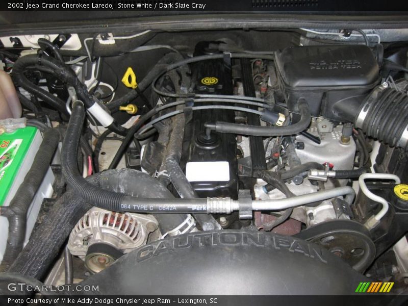 Stone White / Dark Slate Gray 2002 Jeep Grand Cherokee Laredo