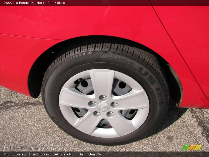 Molten Red / Black 2009 Kia Rondo LX