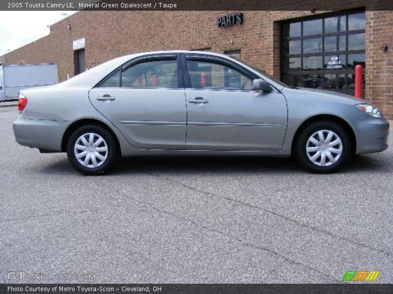 Mineral Green Opalescent / Taupe 2005 Toyota Camry LE