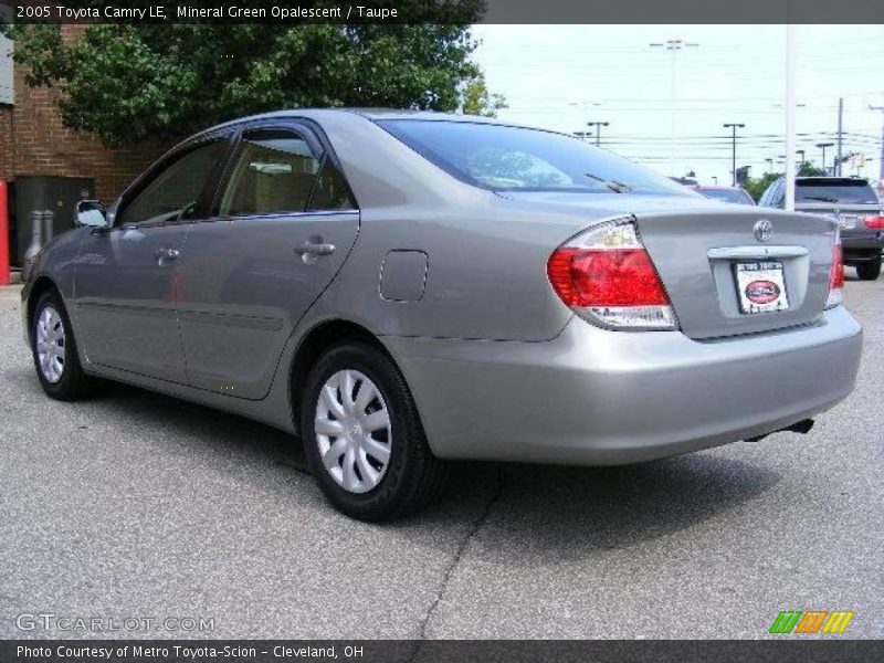 Mineral Green Opalescent / Taupe 2005 Toyota Camry LE