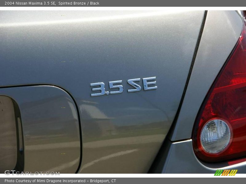 Spirited Bronze / Black 2004 Nissan Maxima 3.5 SE