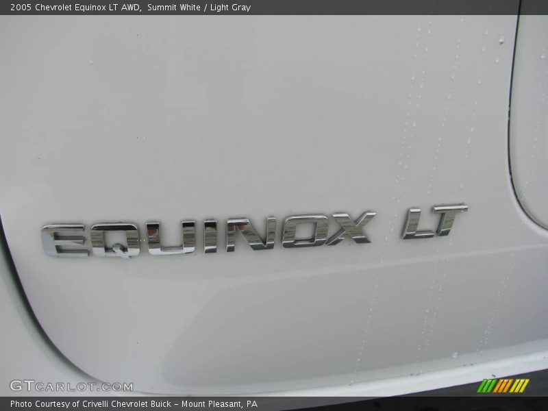 Summit White / Light Gray 2005 Chevrolet Equinox LT AWD