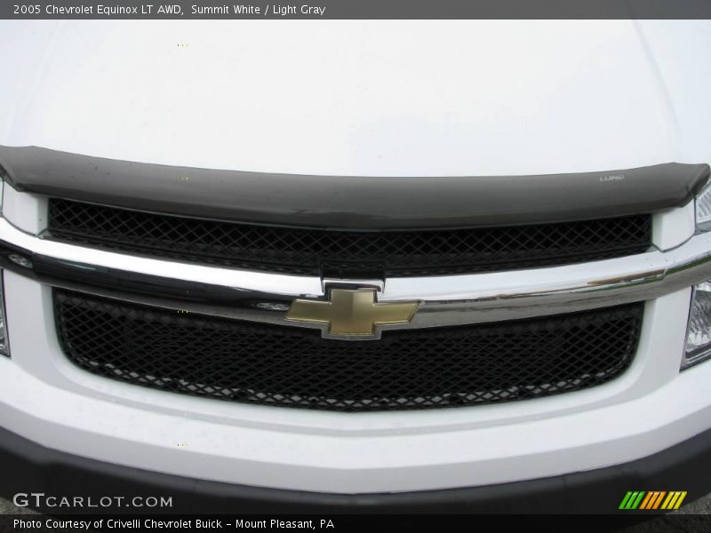 Summit White / Light Gray 2005 Chevrolet Equinox LT AWD