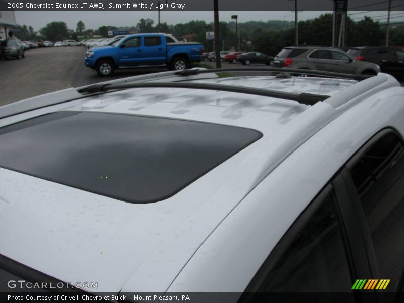 Summit White / Light Gray 2005 Chevrolet Equinox LT AWD
