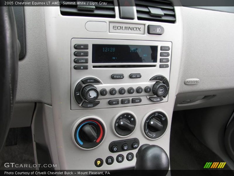 Summit White / Light Gray 2005 Chevrolet Equinox LT AWD