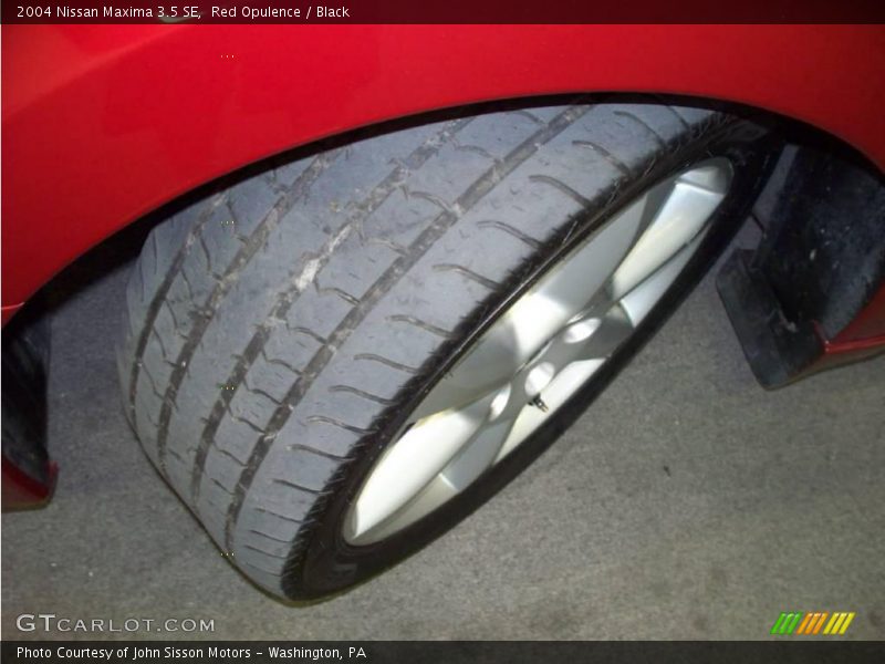 Red Opulence / Black 2004 Nissan Maxima 3.5 SE