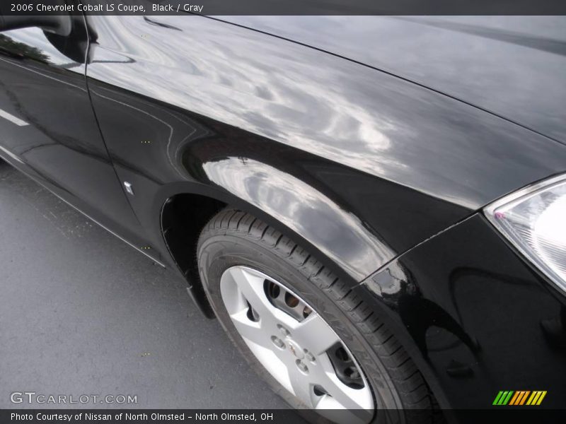 Black / Gray 2006 Chevrolet Cobalt LS Coupe
