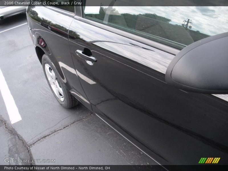 Black / Gray 2006 Chevrolet Cobalt LS Coupe
