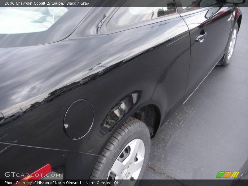 Black / Gray 2006 Chevrolet Cobalt LS Coupe