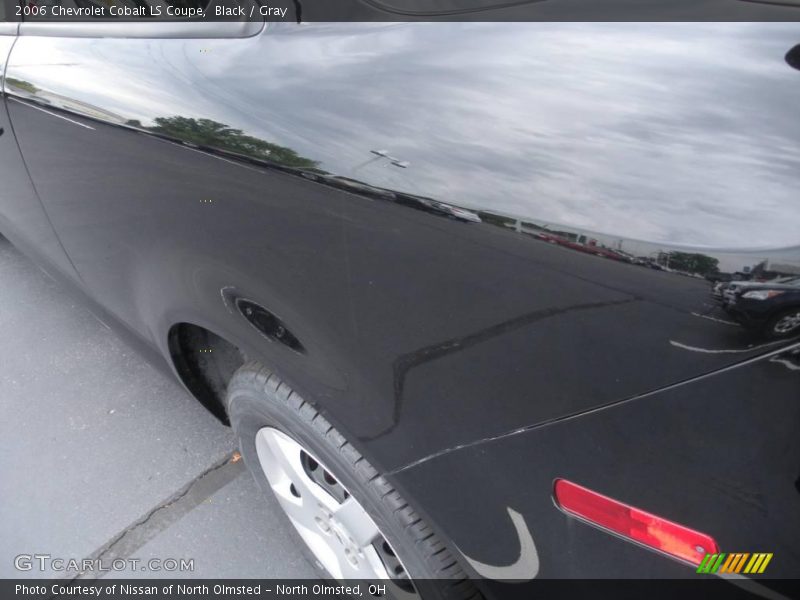 Black / Gray 2006 Chevrolet Cobalt LS Coupe