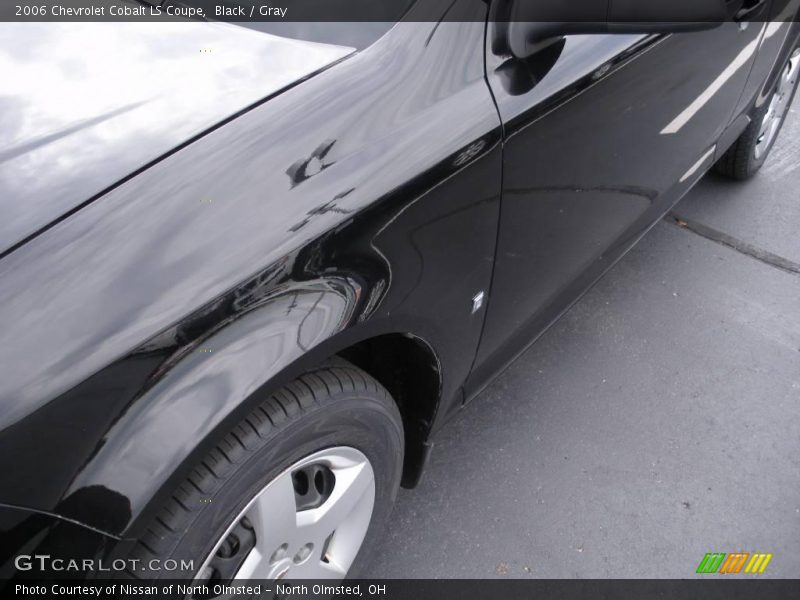 Black / Gray 2006 Chevrolet Cobalt LS Coupe